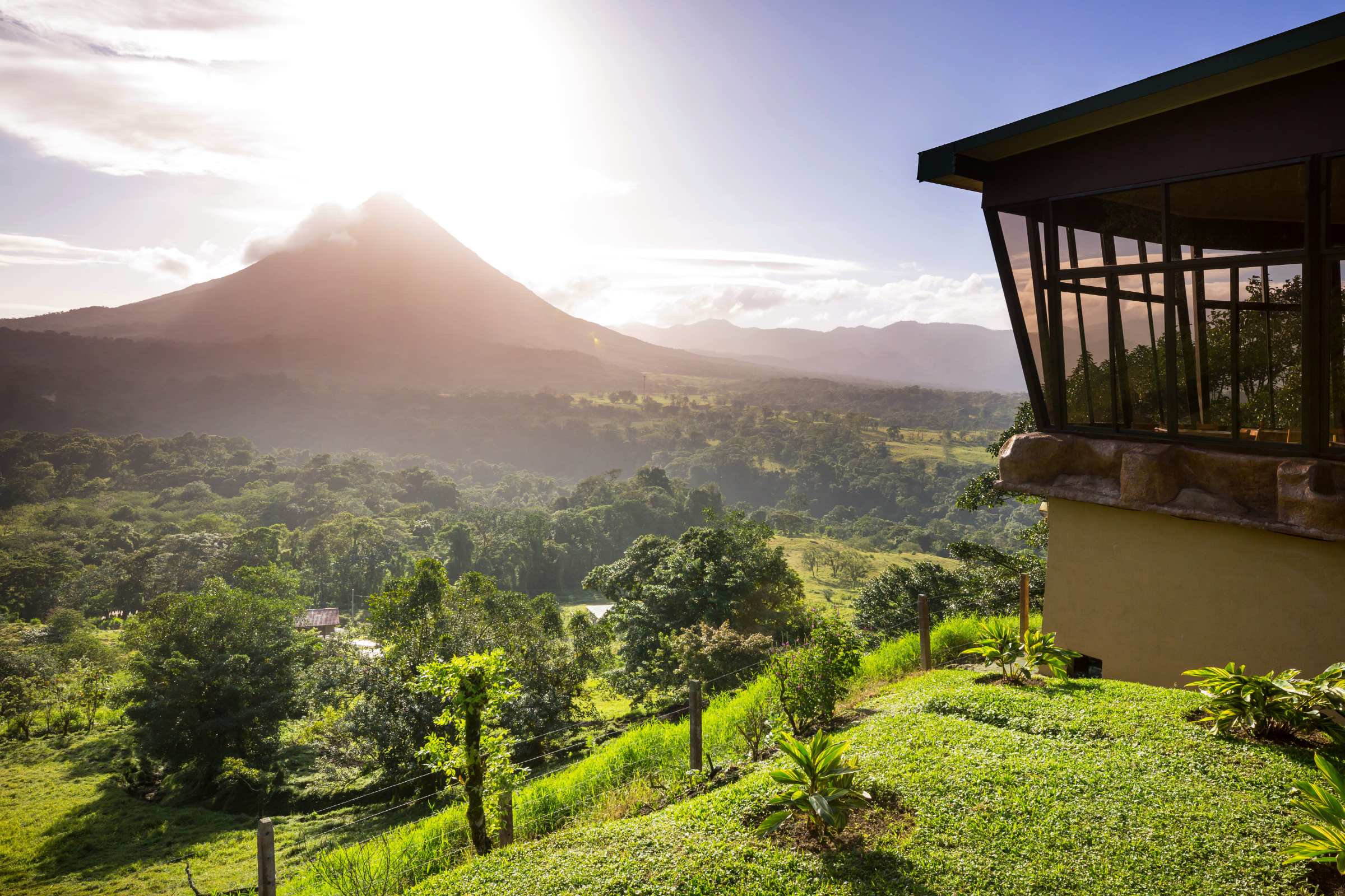 arenal volcano (4).webp